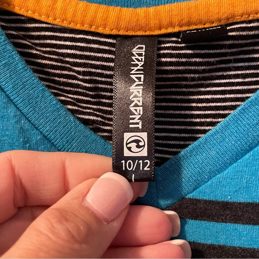 Ocean Current vibrant short